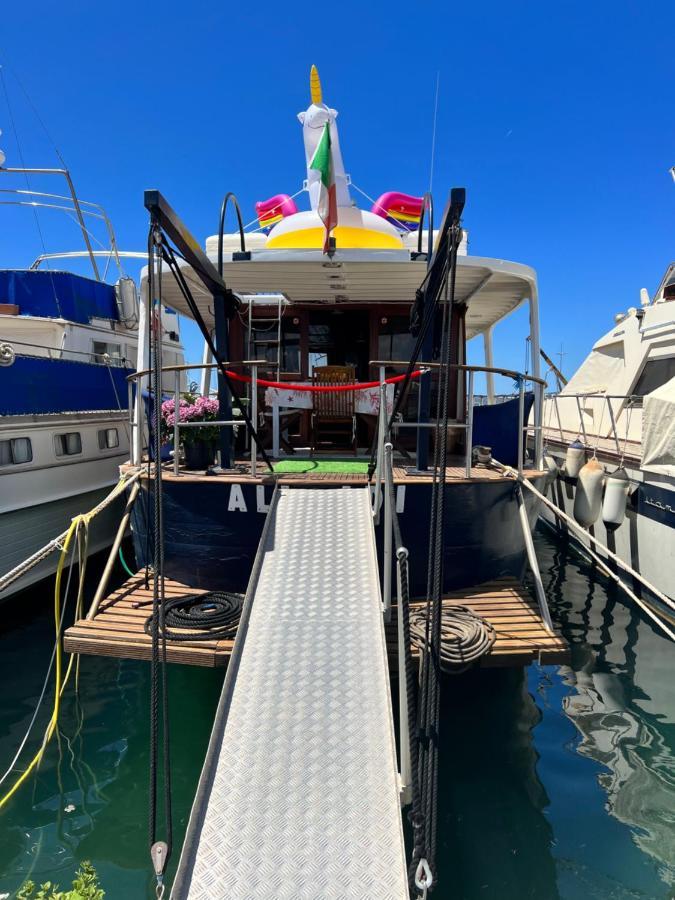 Boat & Breakfast Alicudi Panzió Alghero Kültér fotó