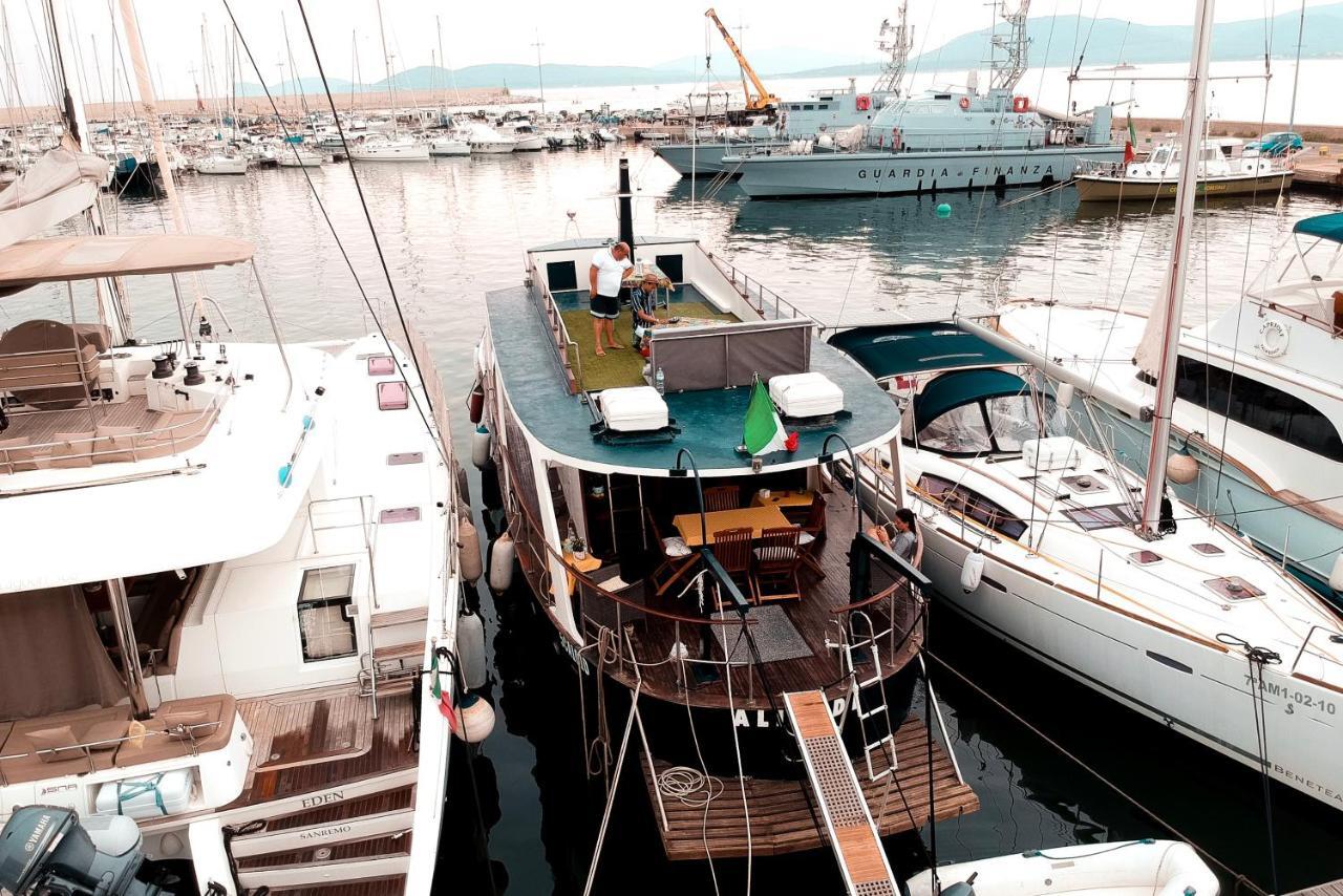 Boat & Breakfast Alicudi Panzió Alghero Kültér fotó